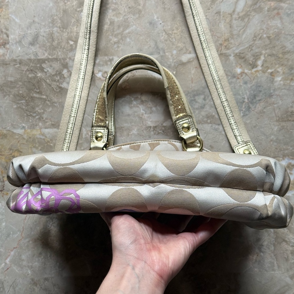 Coach Poppy Signsture C Multicolor Floral Zipper Pocket Crossbody Shoulder Bag - Picture 6 of 10